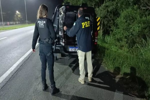 Homem de 49 anos é preso por estuprar mulher na frente da filha dela no Paraná