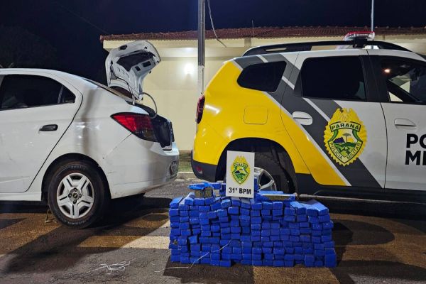 Fuga frenética termina com apreensão de 112 Kg de maconha na PR-239 em Assis Chateaubriand