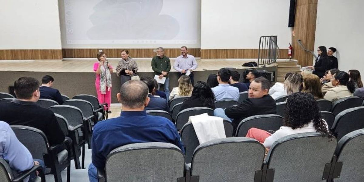 Conselho de Núcleos avalia ações e dá espaço a consultoras de imagem