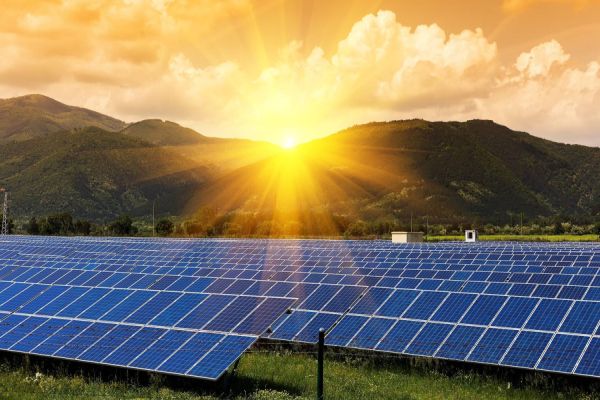 Paraná registra mais de 2,6 gigawatts de potência instalada na geração própria de energia solar