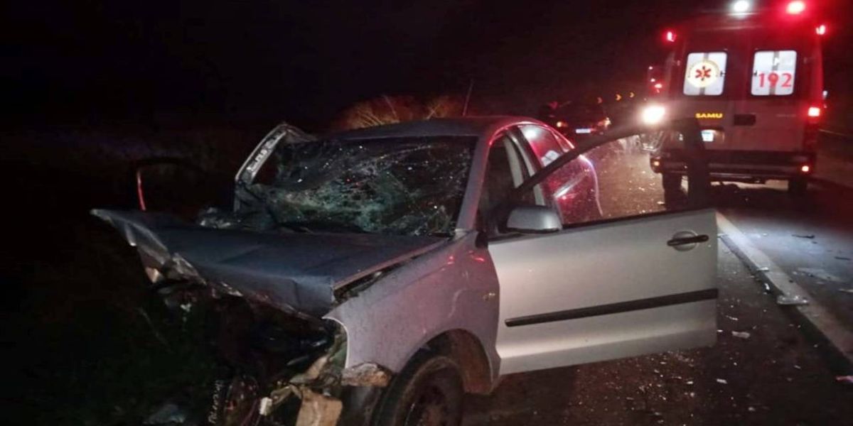 Colisão frontal na BR-369 em Corbélia deixa um morto e dois feridos em estado grave