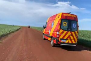 Imagem referente à notícia: Homem morre após colisão entre motos na estrada rural que liga Ramilândia e Diamante do Oeste