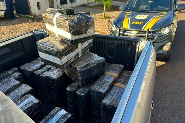 Traficante tenta se esconder em motel na BR-467 e é preso pela PRF em Cascavel