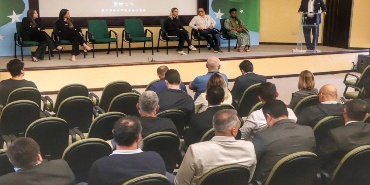 Encontro regional discute políticas públicas para mulheres privadas de liberdade