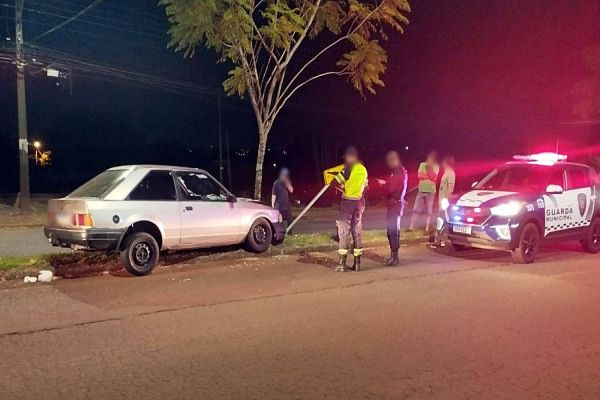 Motorista embriagado causa grave acidente e é preso no Bairro Pacaembu, em Cascavel