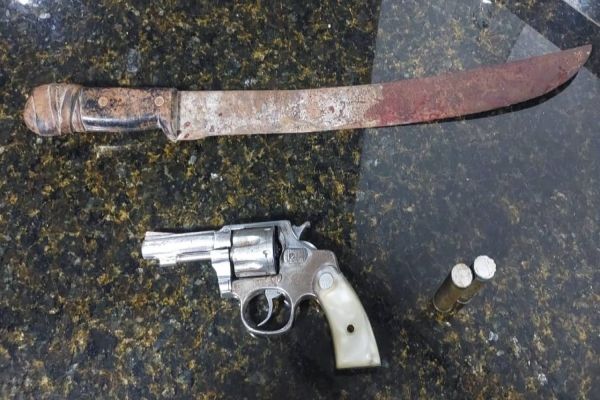 Dupla é presa pela PM após confessar homicídio em Três Barras do Paraná