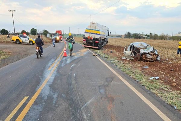 Motorista fica gravemente ferido após colisão frontal na PR-182 em Francisco Alves