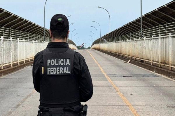 Polícia Federal executa extradição para o Brasil de foragido da Justiça