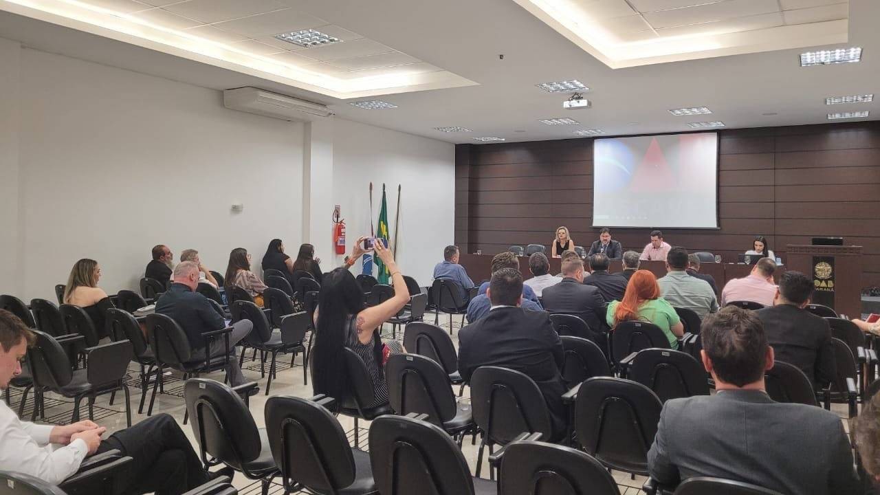 Encontro promove interação de advogados com novo juiz de Execuções Penais da Comarca de Cascavel