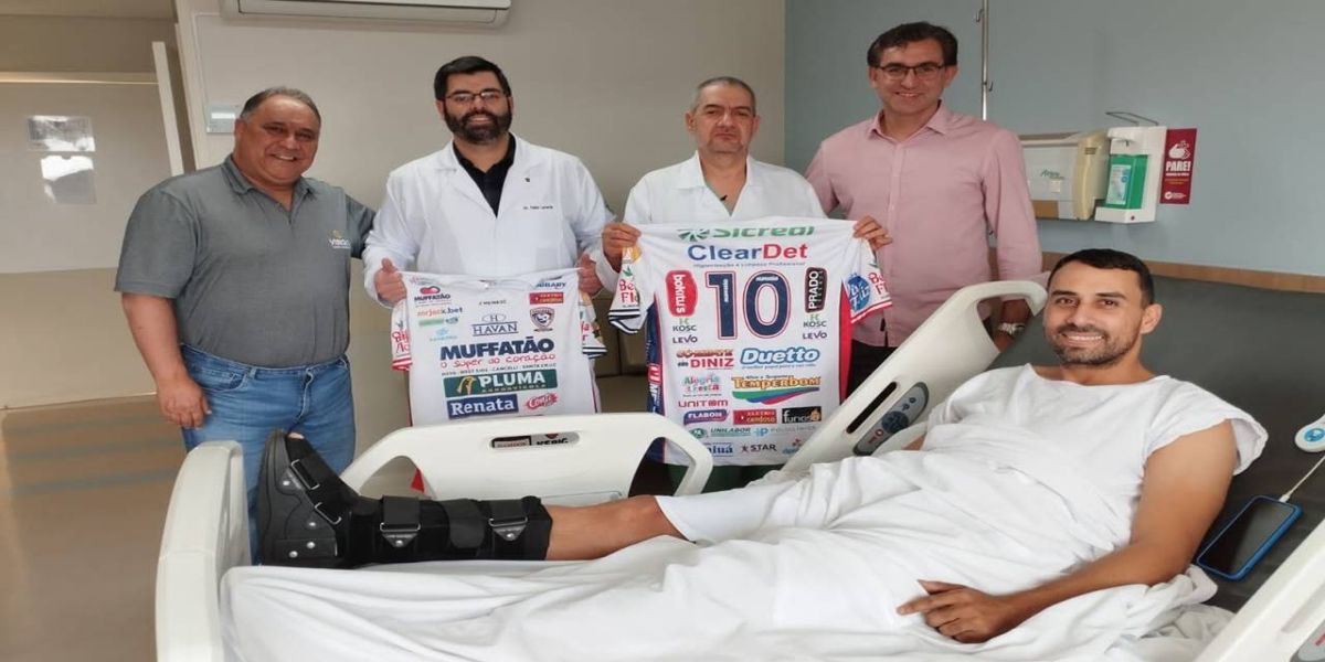 Zequinha do Cascavel Futsal passa por cirurgia no tornozelo e desfalca equipe por seis meses