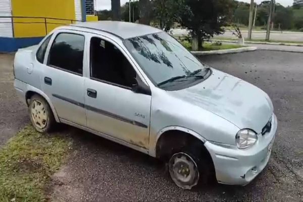 Mulher inabilitada e embriagada é presa dirigindo com pneu furado  "no aço" na BR-116