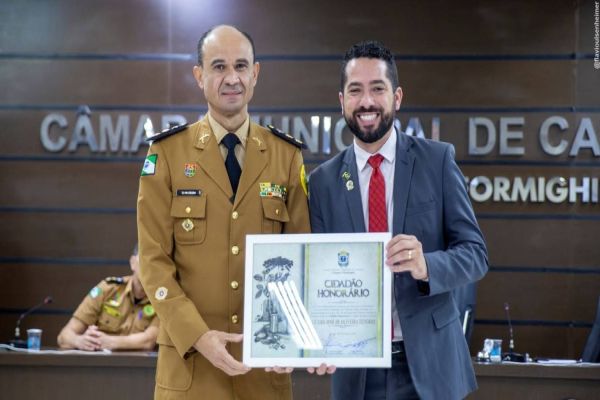 Tenente-coronel Cícero Tenório recebe título de cidadão honorário de Cascavel