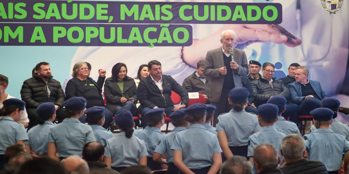 Governo do Paraná inaugura obras e anuncia investimentos para Quedas do Iguaçu