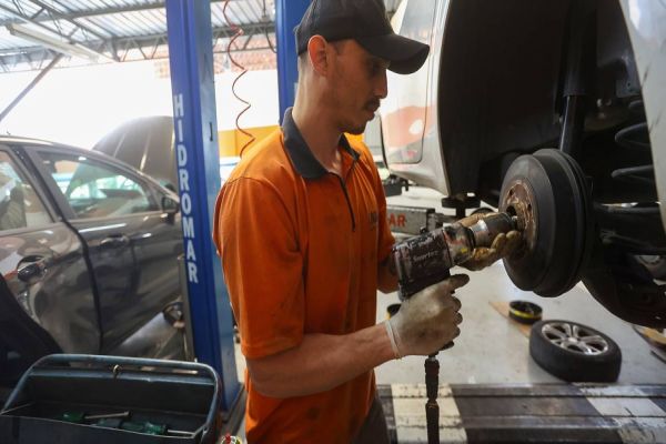 79% dos municípios do Paraná têm saldo positivo de empregos nos 5 primeiros meses do ano