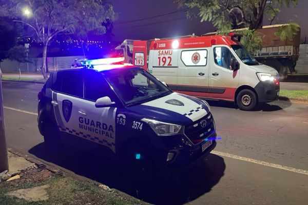 Imagem referente a notícia: Ciclista de 15 anos é atropelado por Van no Bairro Pacaembu em Cascavel