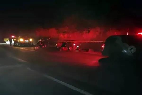 Foto relacionada a notícia: Cinco assaltantes são mortos em confronto com a PM na BR-153