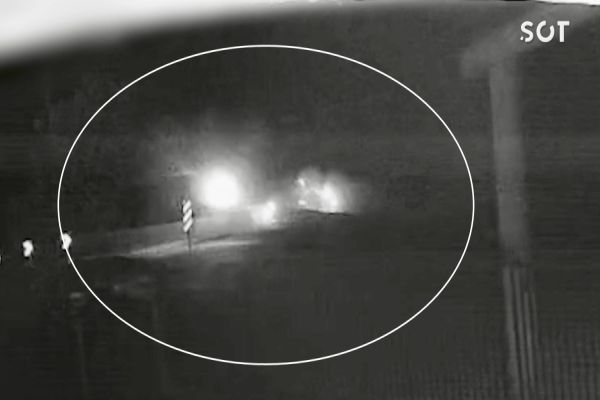 Câmera de segurança registra acidente que vitimou duas pessoas na PR-180 em Rio do Salto