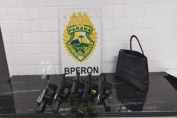 Mulher é presa pela PM com cinco pistolas em Capitão Leônidas Marques