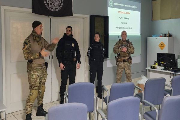 Operação Jasmim: PC prende acusados do desvio de R$ 2,4 mi em medicações para menina com câncer