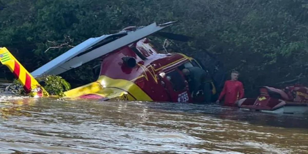 Helicóptero dos Bombeiros faz pouso forçado no Rio Araguaia; Piloto sofre ferimentos leves