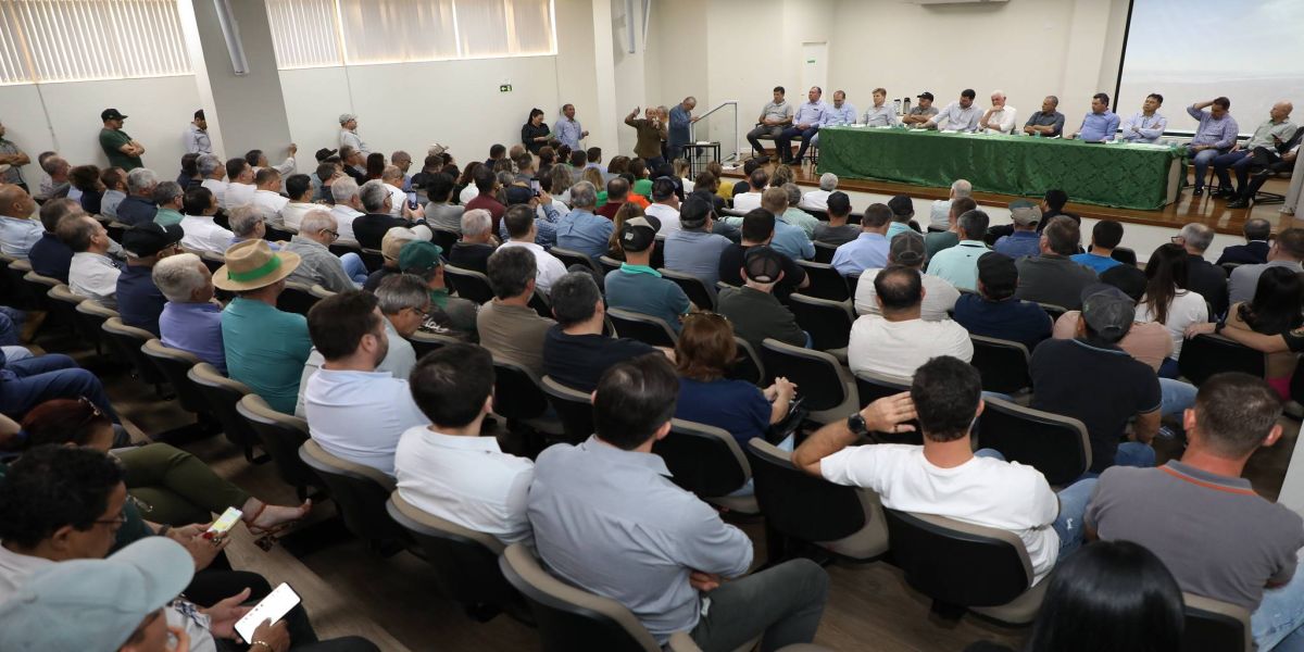 Em evento em Guaíra, políticos e setor produtivo cobram medidas contra invasões no Oeste do Paraná