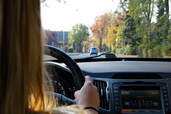 Projeto de lei visa melhorar condições para motoristas de aplicativo no Paraná