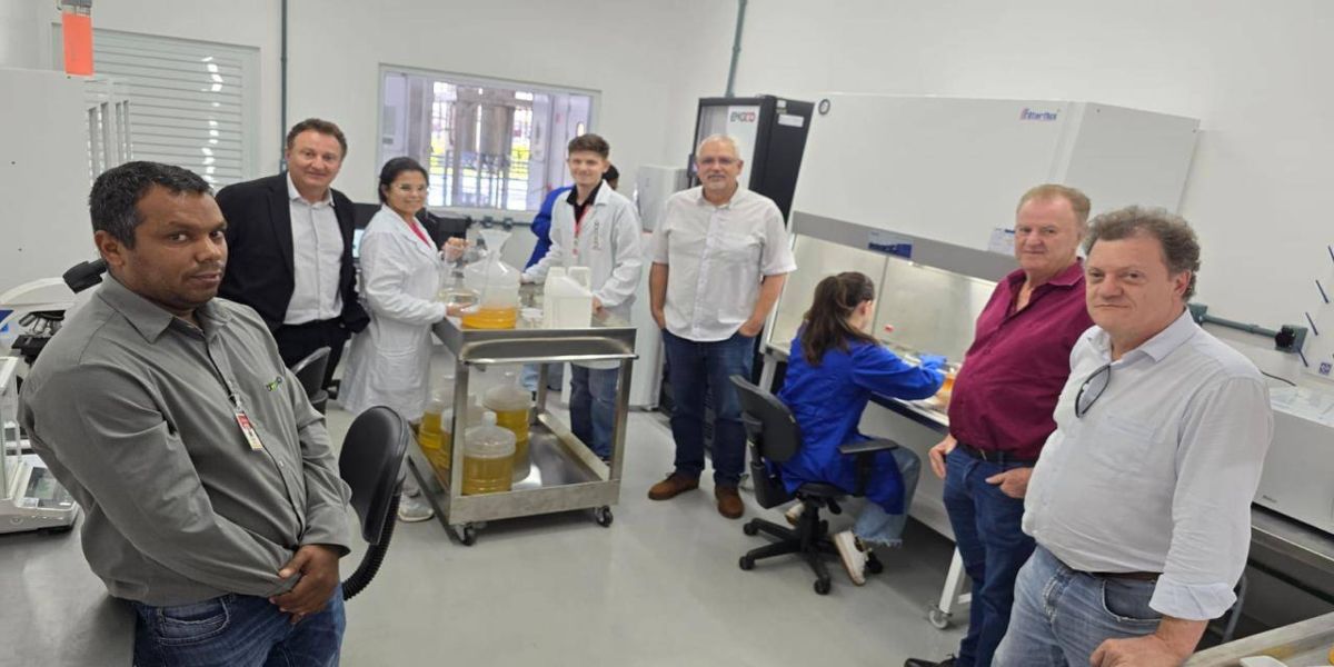 Crea e FEAPR destacam o pioneirismo da Coopavel com fábrica de bioinsumos