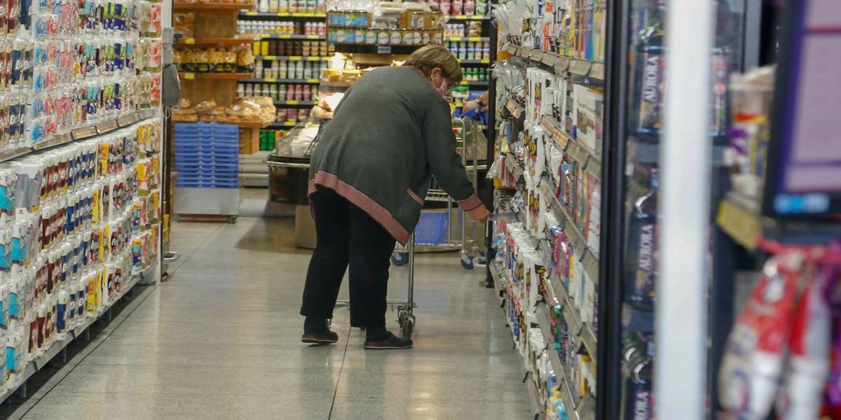 Emissões de notas fiscais aumentam 6,77% no 1º semestre de 2024 no Paraná