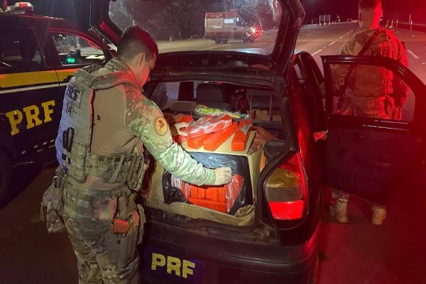 Máscara de Panos de Pratos: Adolescentes são flagrados com 217 kg de maconha em Cascavel