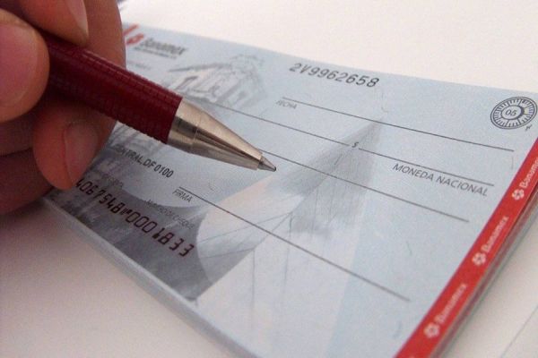 Polícia Civil captura foragido por furto de cheques em Cascavel