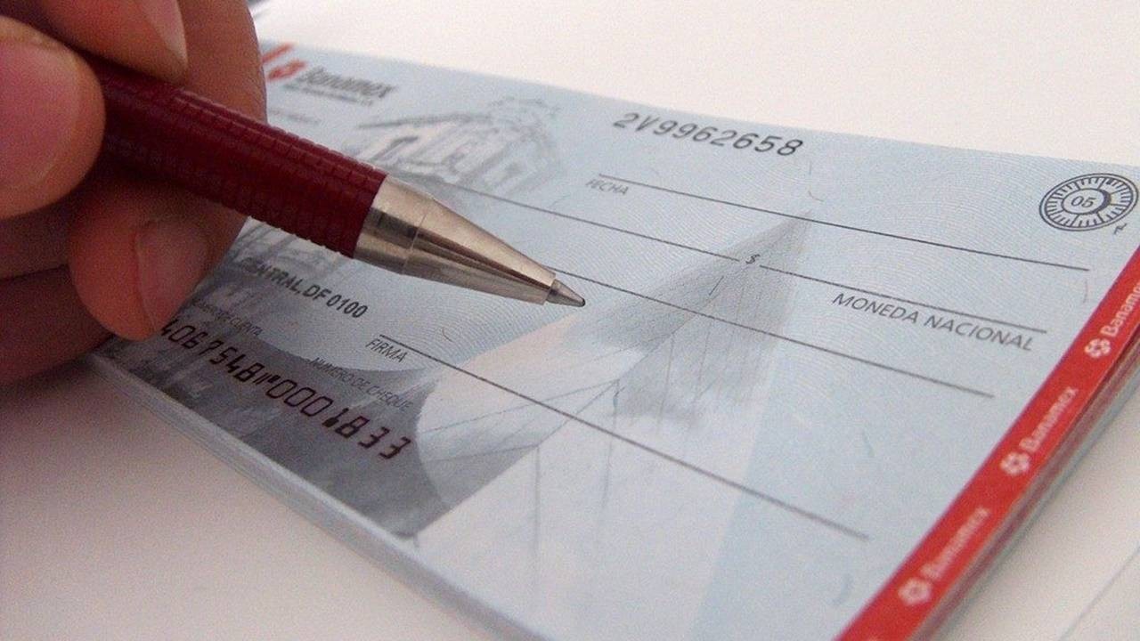 Polícia Civil captura foragido por furto de cheques em Cascavel