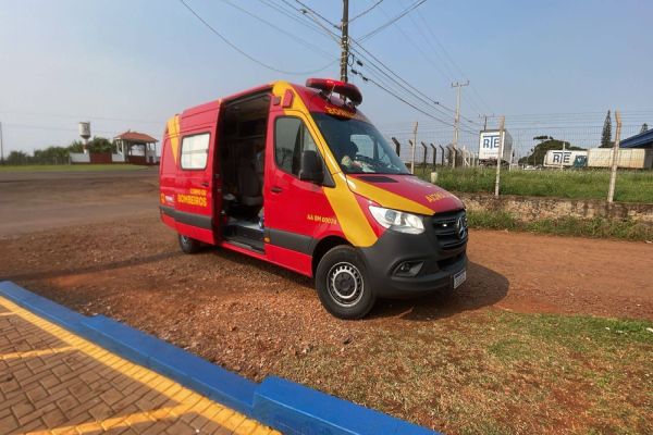 Trabalhador sofre queda de caminhão e é socorrido pelo SIATE no Bairro Lago Azul