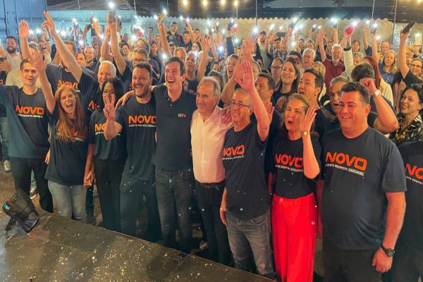 NOVO inaugura QG em Cascavel e define chapa completa para as eleições municipais