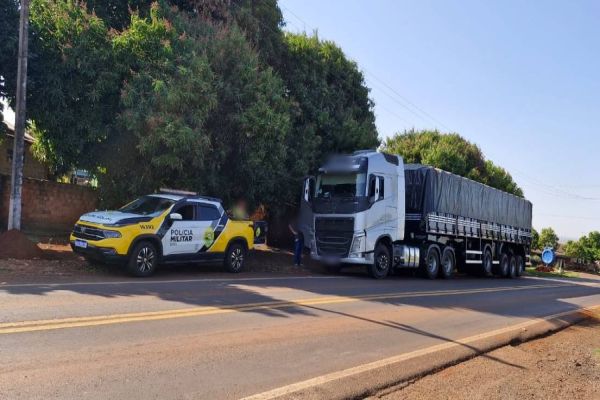 BPRv apreende veículo com carga de produtos de origem paraguaia na PR-180 em Nova Aurora