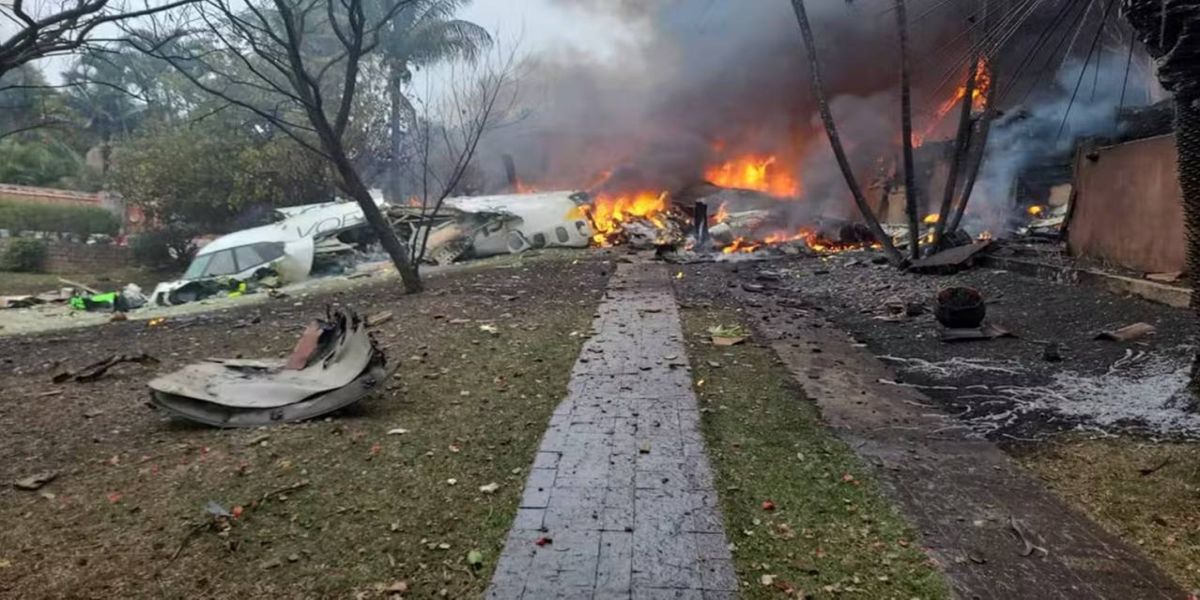 Avião com 62 pessoas a bordo que saiu de Cascavel cai em Vinhedo: Equipes de resgate mobilizadas