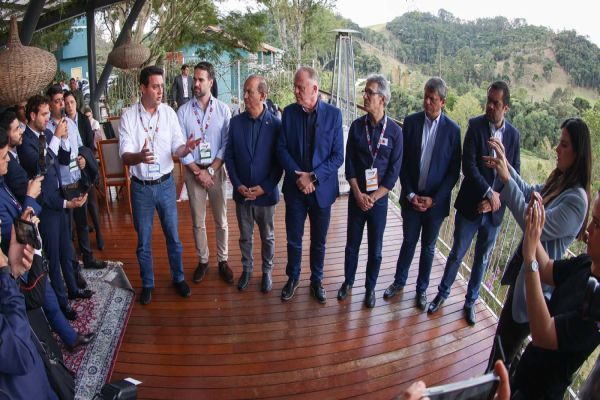 Ratinho Junior decreta luto oficial no Paraná pela tragédia em Vinhedo