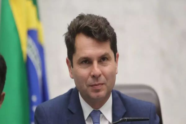 Alexandre Curi é eleito novo presidente da Assembleia Legislativa do Paraná