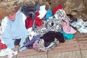 Imagem referente à notícia: Mulher encontra casa fechada e roupas no quintal após passar a noite em show da Ana Castela