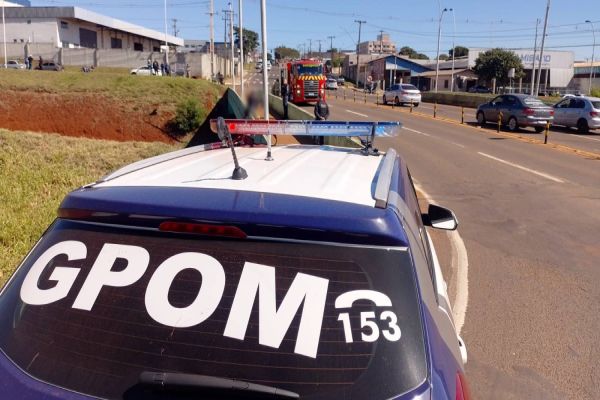 Guarda Municipal evita tragédia no viaduto da Avenida Rocha Pombo em Cascavel