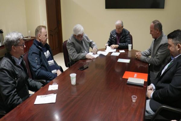 Intercooperação: Coagru e Coopavel firmam parceria para o fornecimento de fertilizantes