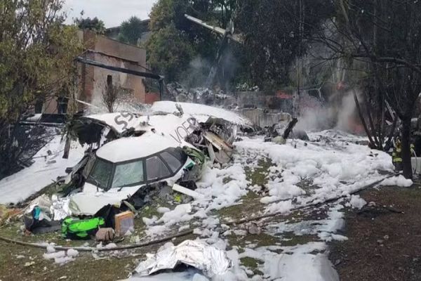 Áudio da caixa-preta revela últimos momentos de tensão antes da queda de avião em Vinhedo