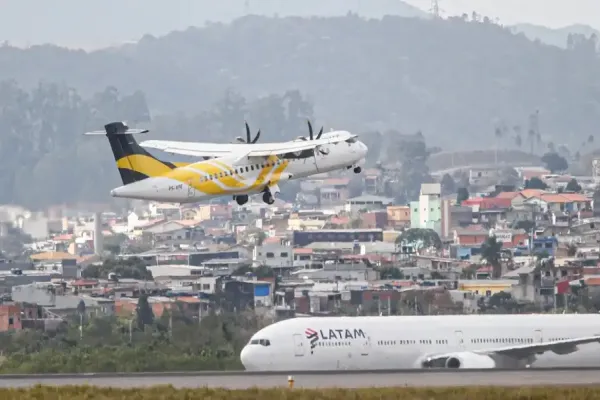 Foto relacionada a notícia: Voepass suspende temporariamente venda de passagens