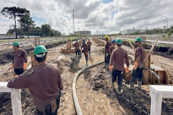 Paraná tem o maior saldo de empregos de janeiro a julho desde 2021