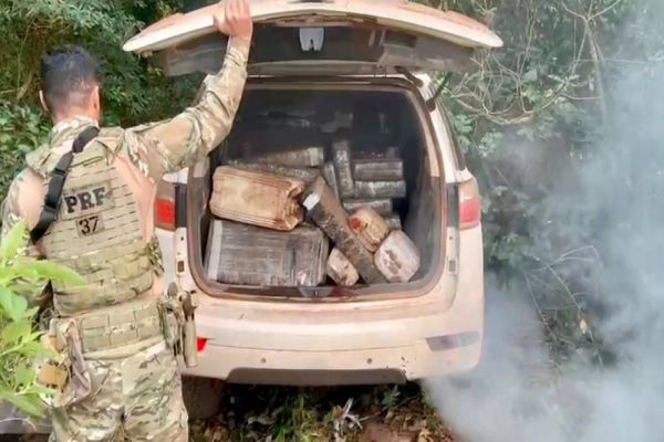 PRF e PM apreendem mais de uma tonelada de drogas e frustram fugas no Paraná