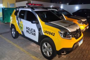 Imagem referente a notícia: Adolescente tenta golpe em mercado e ataque a tiros termina com quatro detidos após cerco policial no Oeste do Paraná