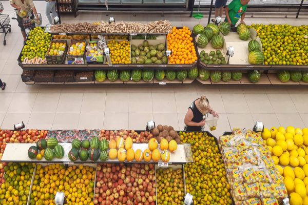 Preços de alimentos e bebidas no Paraná têm segunda queda consecutiva em agosto