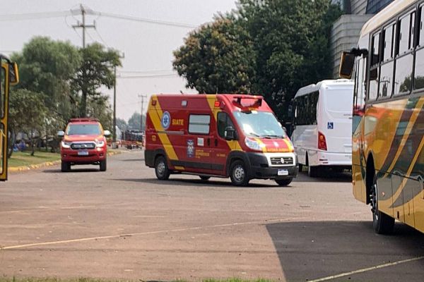 Explosão em fábrica deixa três pessoas gravemente feridas em Cascavel