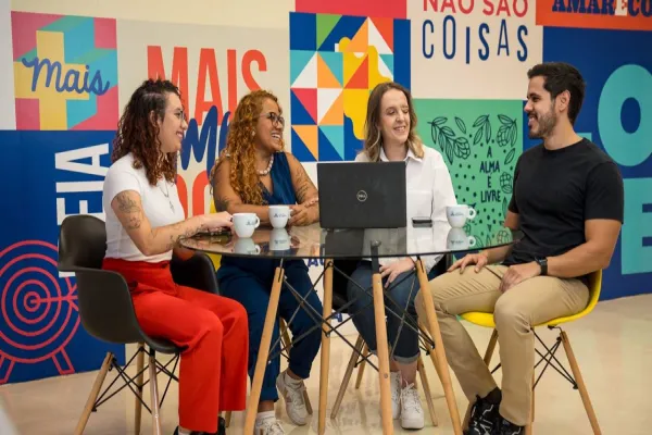 Foto relacionada a notícia: Mais da metade dos brasileiros recusaria promoção para preservar bem-estar