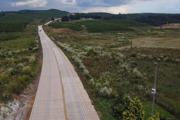 Imagem referente a notícia: Paraná alcança investimento recorde de R$ 7,18 bilhões em 2025
