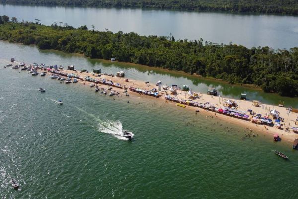 Mercado de turismo registra alta de 18,5% nas contratações em 2025